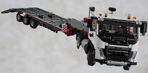 Le camion Volvo FMX lego 42175